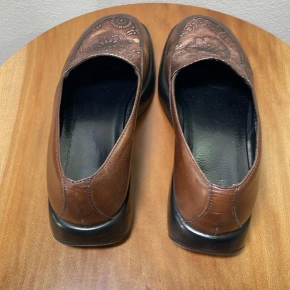 Dansko Brown Floral Mules - Picture 15 of 15